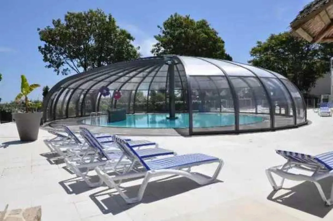 Camping 4 Etoiles - Piscine - Eec0Hi Névez 0*,