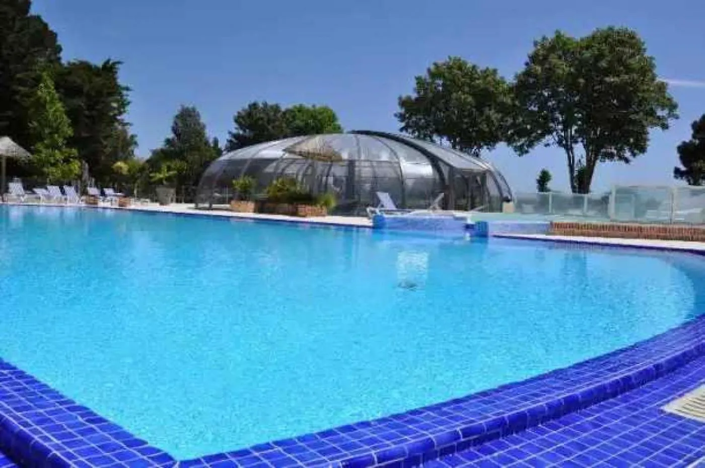 Kemping Camping 4 Etoiles - Piscine - Eec0Hi Névez